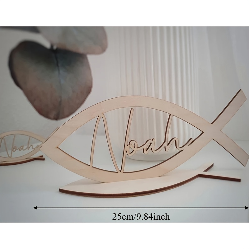 Image of A Set Of Personalized Wooden Name Ornaments, Fish-shaped Design With Custom Names, A -style Desktop Decoration, Suitable As A Gift For Mother's Day, Christmas, And Other Holidays