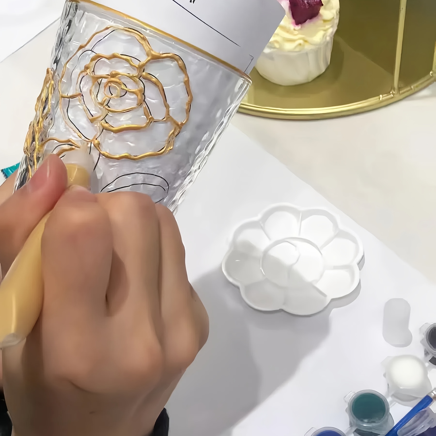 4 шт. ручной росписи ручки для стекла, керамики и металла - создайте 3d золотые и серебристые контуры, прочные пластиковые художественные ручки с средним наконечником для diy поделок, каллиграфии, домашнего декора, товары для рукоделия, элегантный  , гладкое письмо, художественные инструменты, для любителей рукоделия, инструменты для каллиграфии, стильный  , высококачественные ручки, инструменты для ремесла, для художников и живописцев 0
