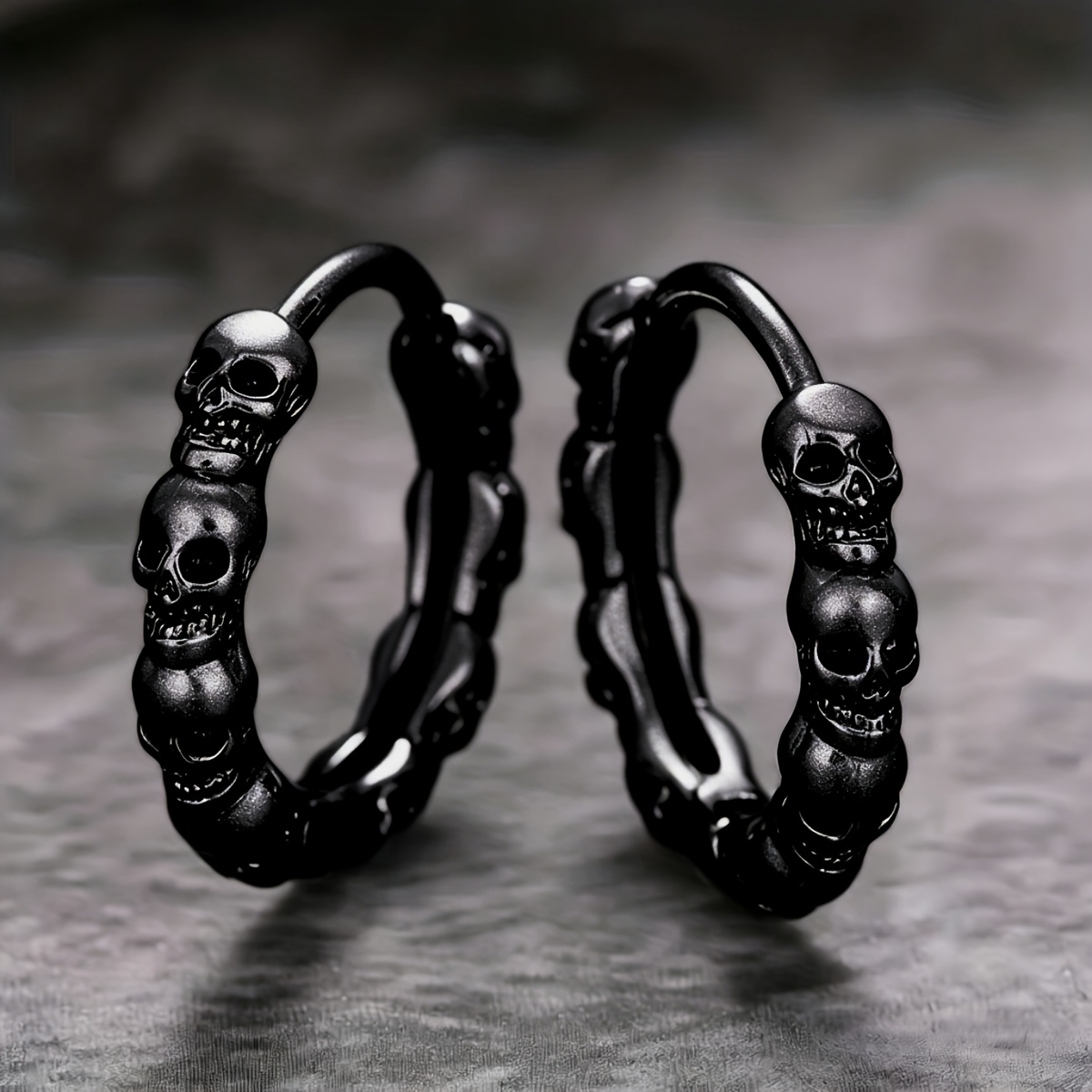 TEMU 1 Pair Of Women's Dark Style Fashion Hoop Earrings, Gothic Skull Design, Hypoallergenic, Unisex, Gift For Halloween, Daily Wear, And Parties