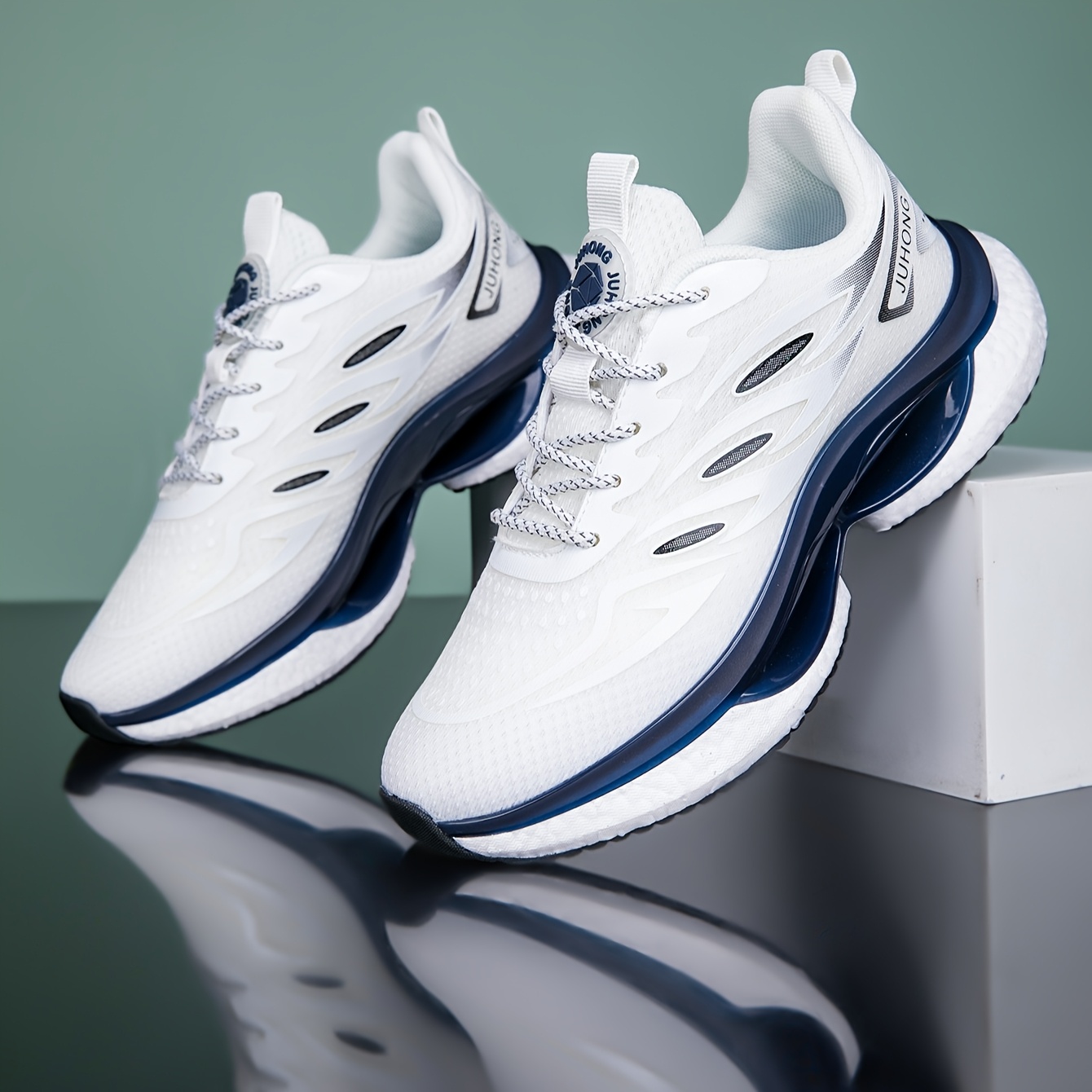 Image of Men's Sneakers - Low-cut Casual Lace-up Sneakers, Comfortable Street Style Running Shoes, Tpu Sole, Round Toe, Suitable For , Casual Sneakers, Modern Casual Sneakers, Durable Sneakers