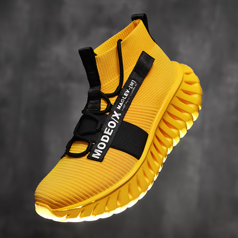 Men's Fashion Mid-Top Shoes, Men's Casual Sneakers, Breathable Mesh, Lightweight and Shock-Absorbing, Wide Elastic Band Design for a Snug Fit