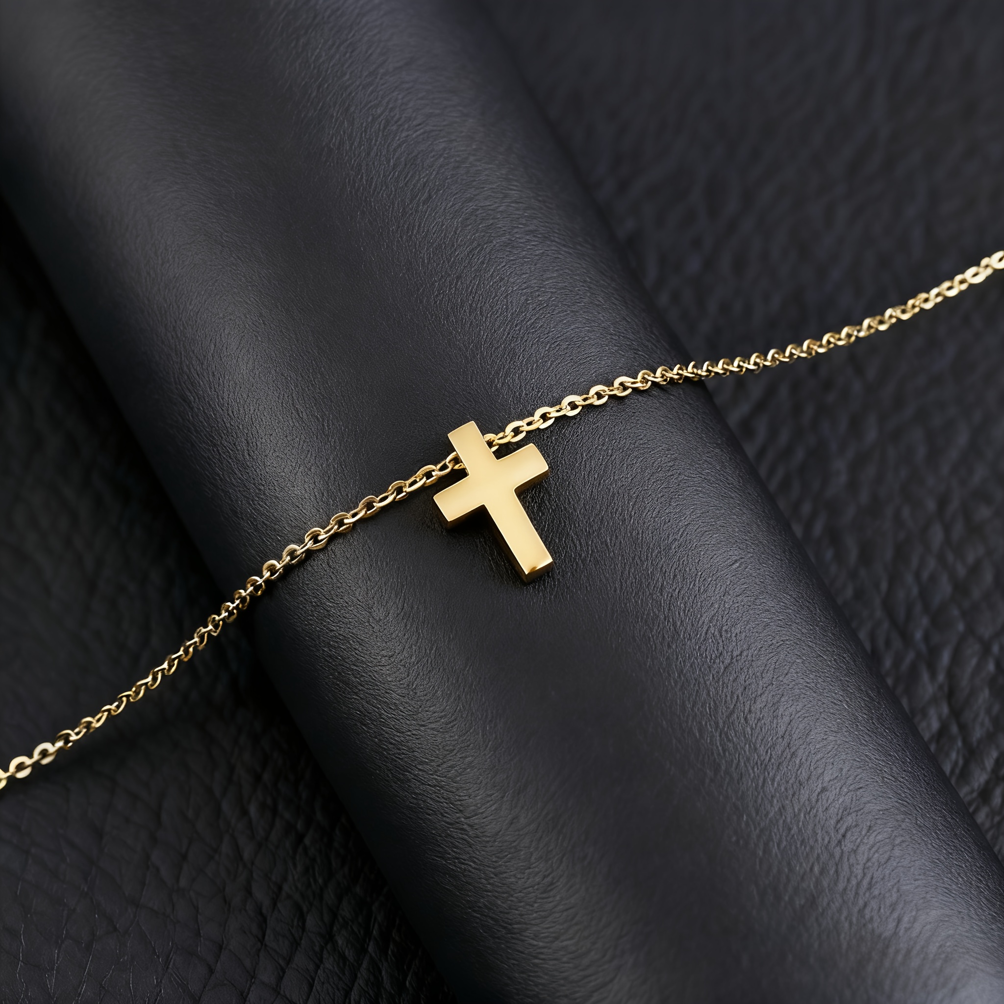 High-quality Stainless Steel Golden Cross Necklace, Anti-fading, Easy And Elegant, Suitable For Daily Wear Or Party, Fashionable Women's Necklace, Jewelry Additions, And An Exquisite Gift For Women