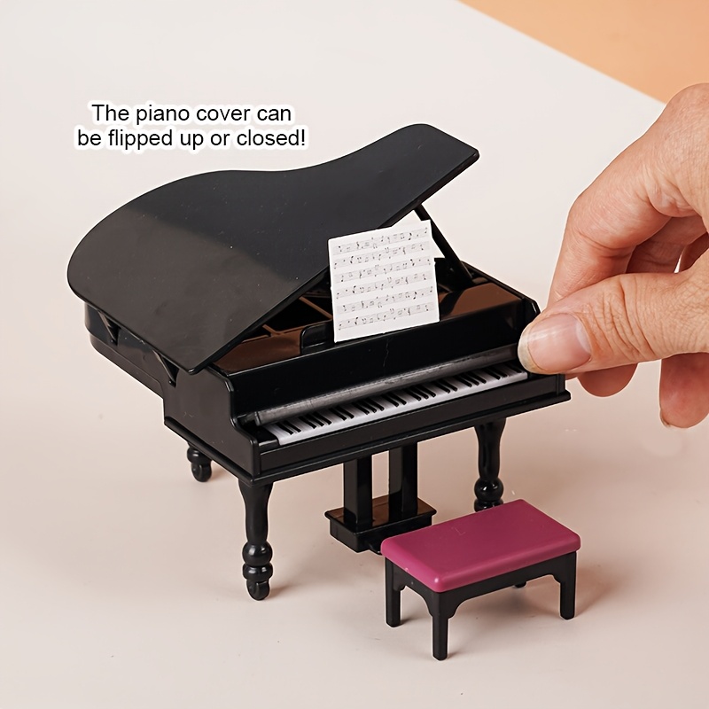 Set De Piano Y Taburete En Miniatura Para Casa De Muñecas | Escala 1:12 | Incluye Partitura | Accesorio Decorativo De Plástico Para Música