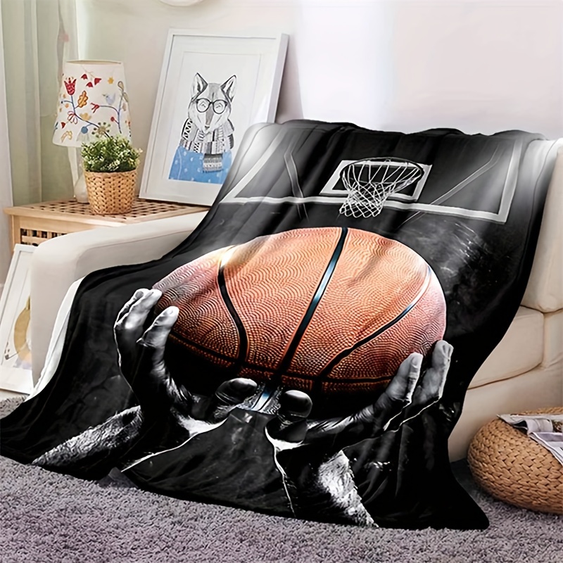 

1pc Athlete Throwing Basketball Pattern Thin Blanket - Lightweight Flannel Throw Blanket For Sofa, Bed, Travel, Camping, Livingroom, Office, Couch, Chair, And Bed - Digital Printing Blanket, Gifts