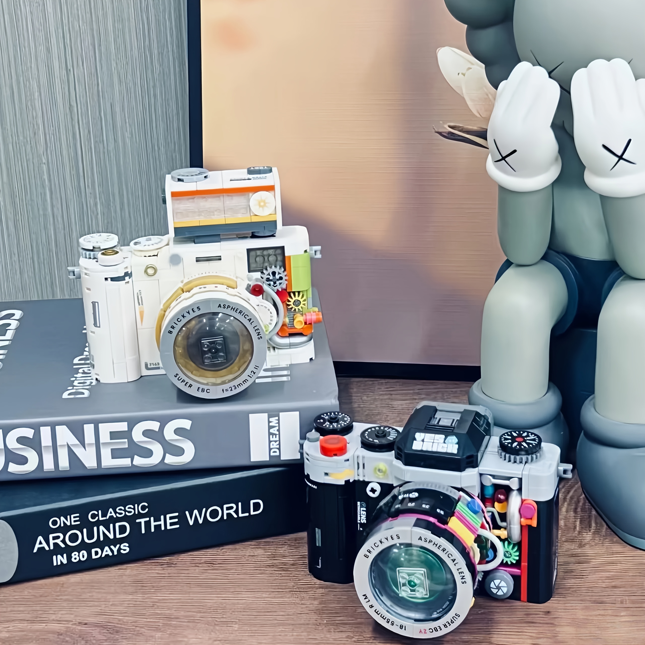 Vintage Camera Building Blocks & Retro Photography Set