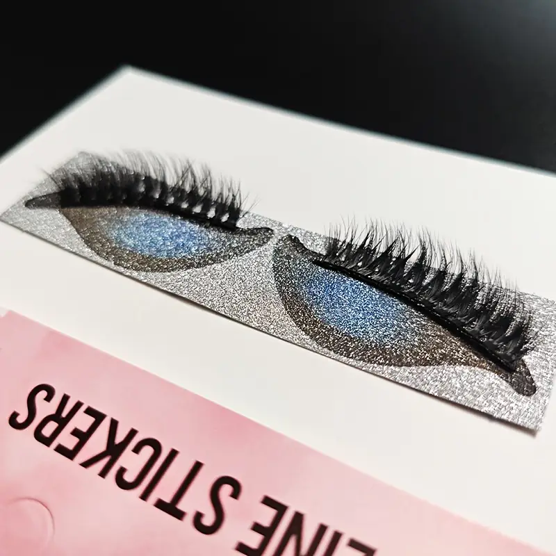 7 Set Eyeliner & Wimpern-Aufkleber – 28 Paar, Wasserfest, Wiederverwendbar, In 7 Farben