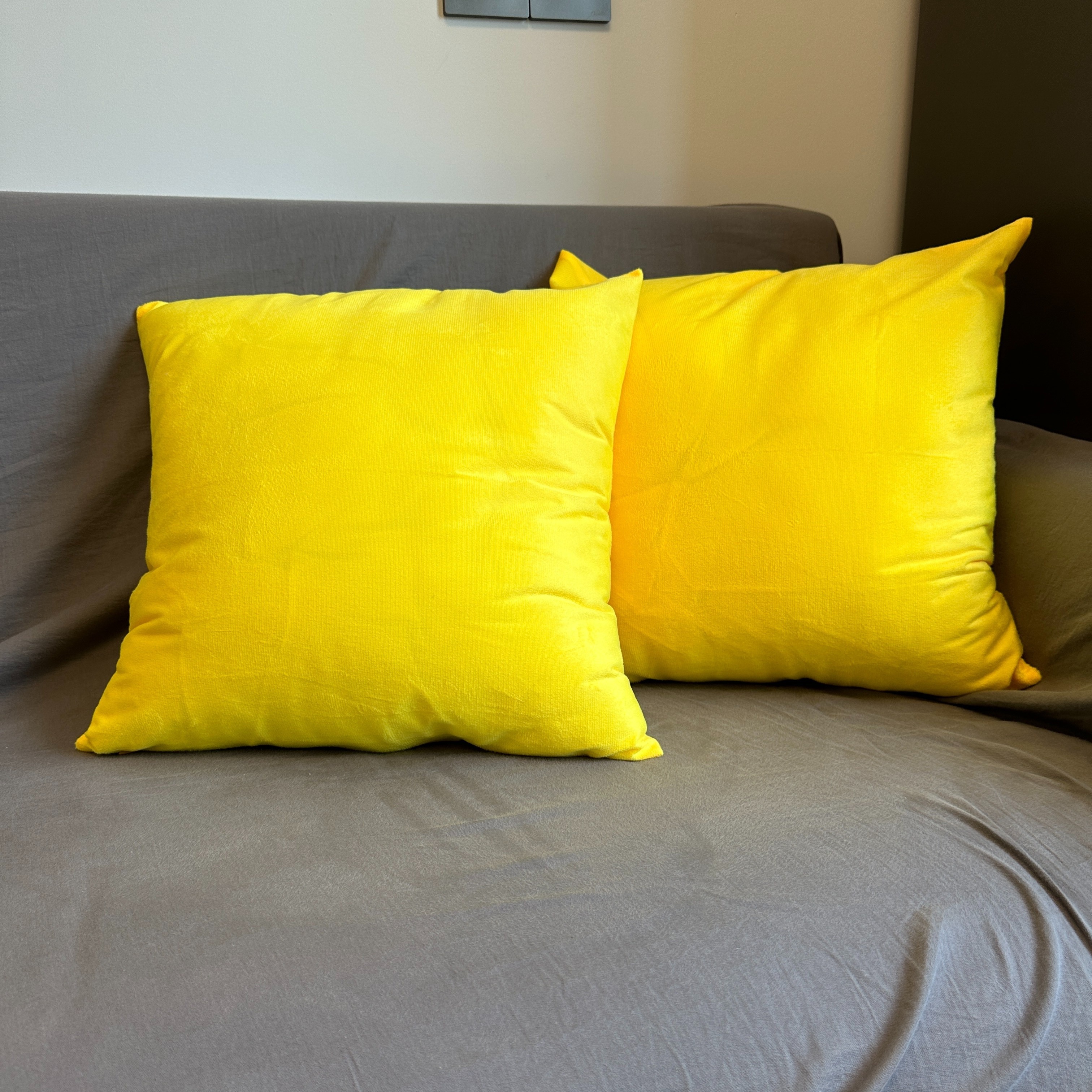 2 Sets Of Yellow Refreshing And Beautiful Sofa Pillow Case (without Pillow Core) Suitable For Small Living Room Sofa