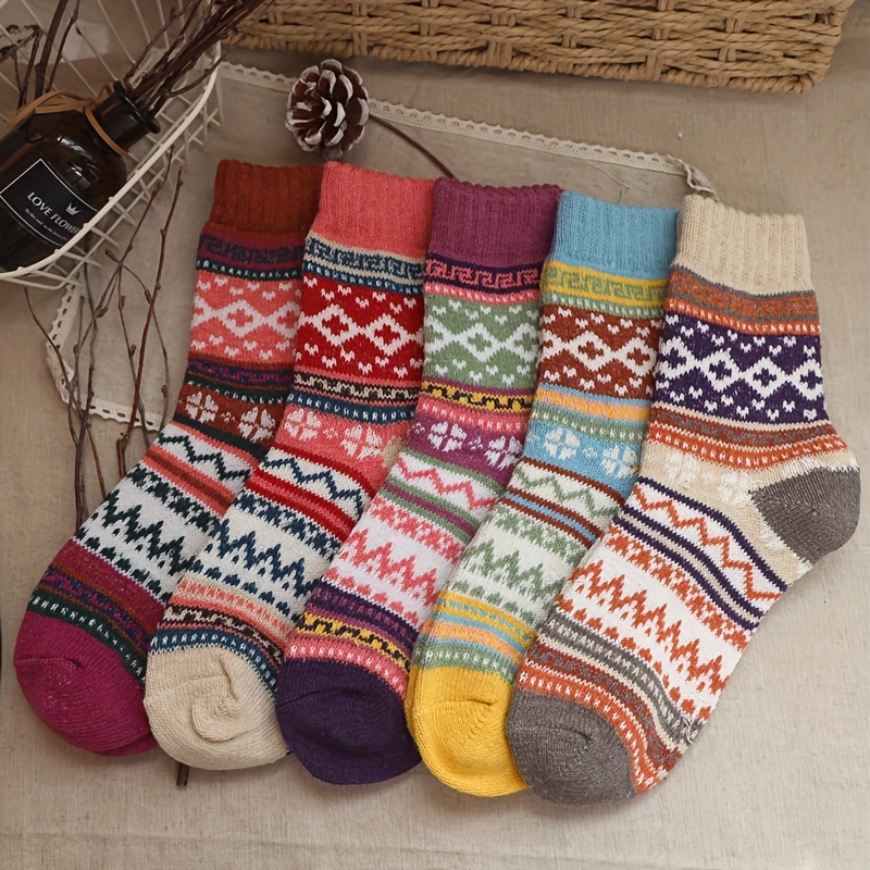 TEMU 5 Pairs Of Women's Socks For Autumn And Winter, Thick Women's Socks, Warm Socks For Women, Mid-calf Women's Socks, Patterned Women's Socks, Home