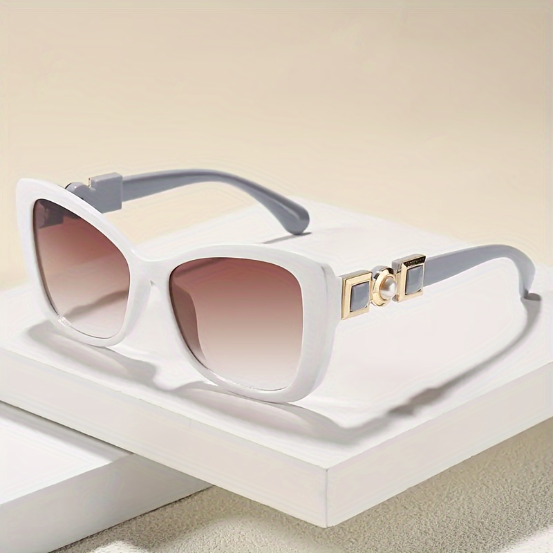 

Cat Eye Glasses For Women, Fashion Shades For Streetwear & Runway, Casual Fashion Sun Shades For Driving Beach Travel