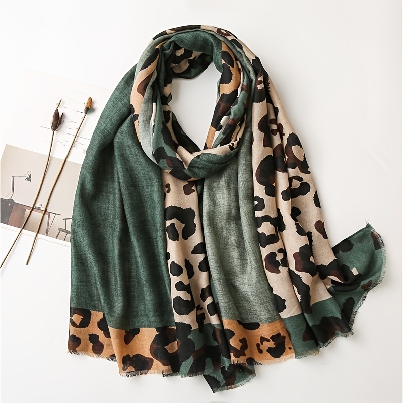 

Luxurious Large Leopard Print Scarf With Tassels - Cozy, Soft Polyester Shawl For Women - Stylish & Warm, Ideal For Cold Weather - Hand-washable, Sun Protective Outdoor Accessory