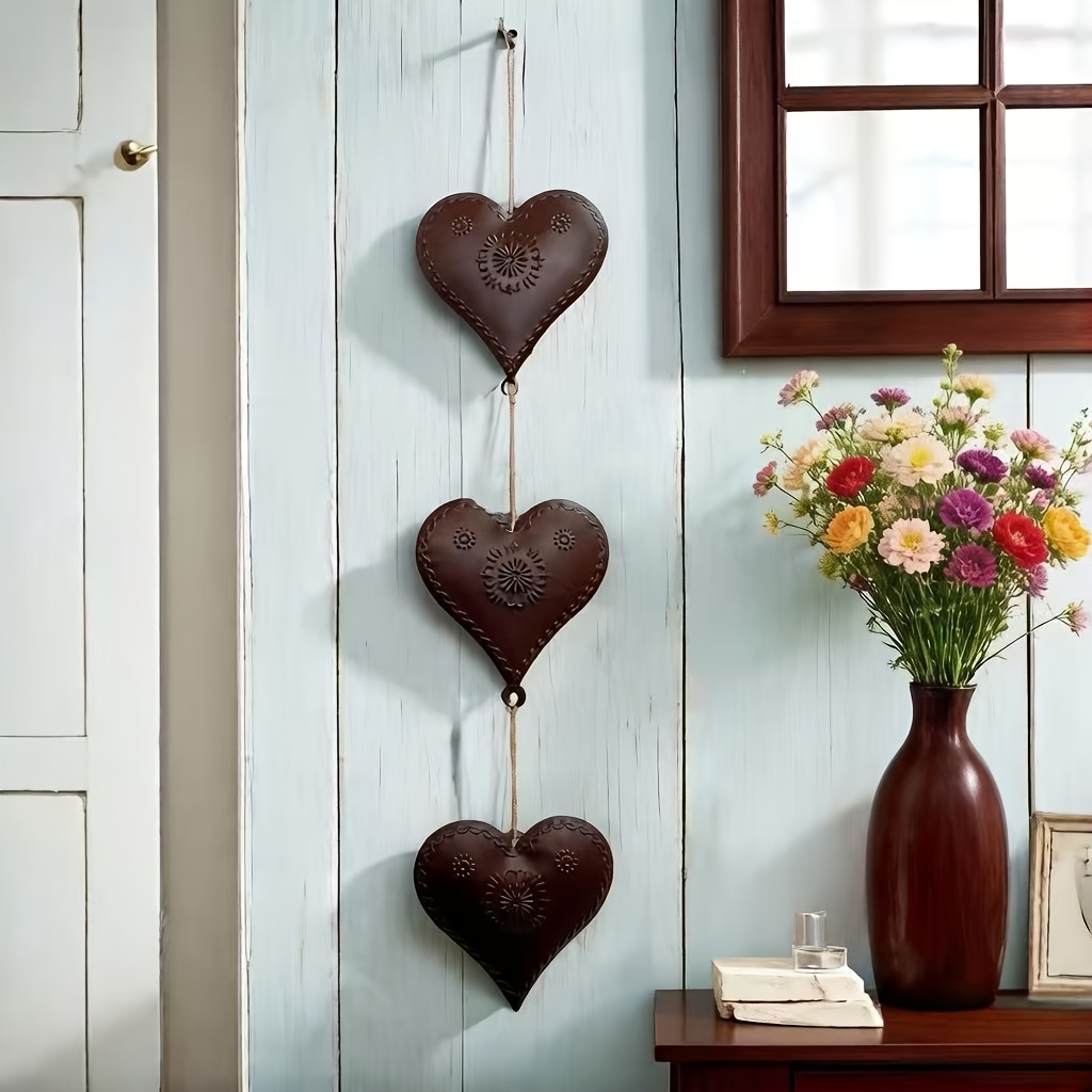 Set Of 3 Heart-shaped Wall Decorations