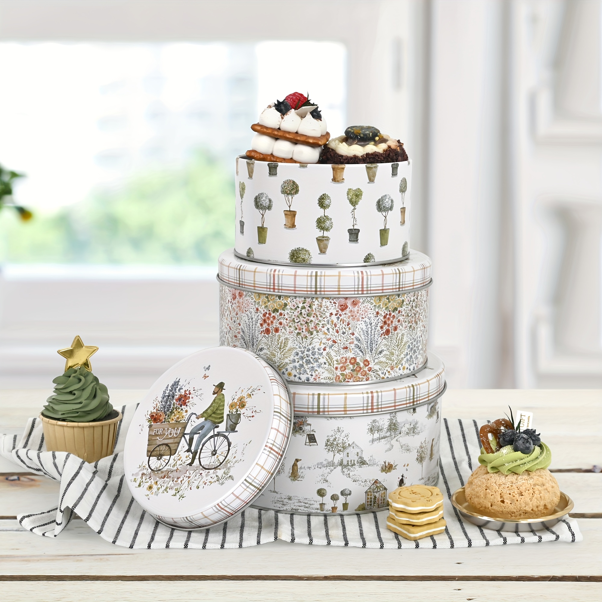 Set of 3 Cookie Jars Handmade Metal Gift Boxes Rustic Style Decorative Storage Boxes Cute Round Cookie Chocolate Cake Jars