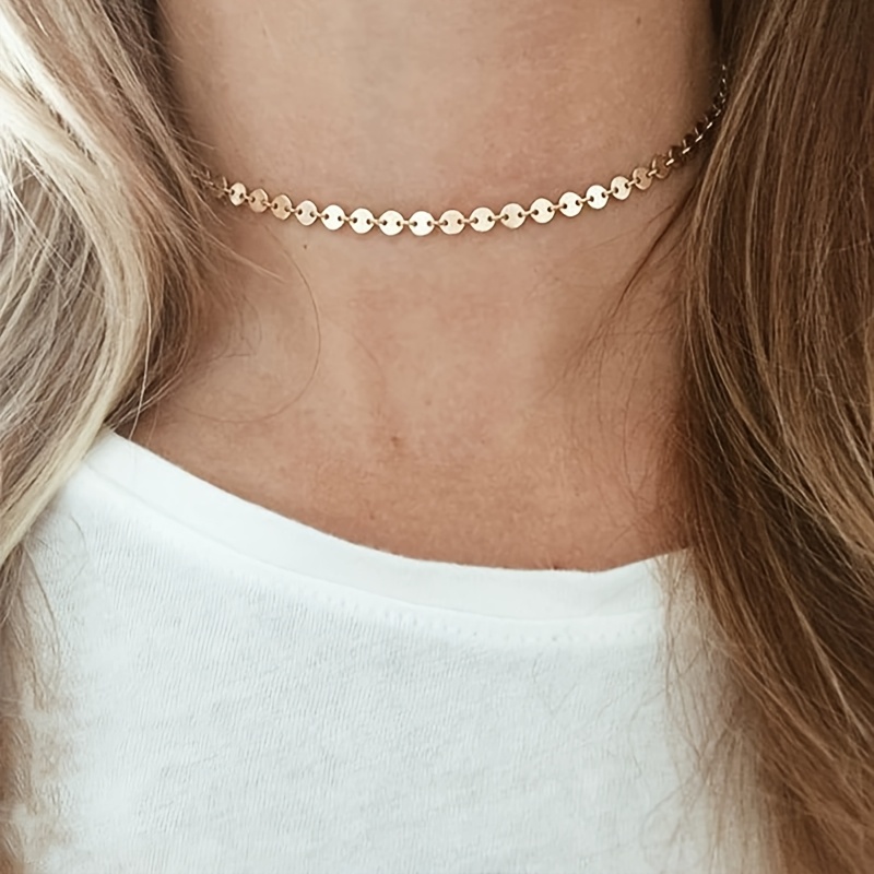 Women's Stylish Round Disc Chain Collarbone Necklace