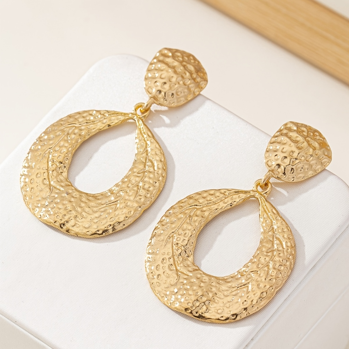 Women's Exaggerated Western Style Irregular Large Circle Earrings