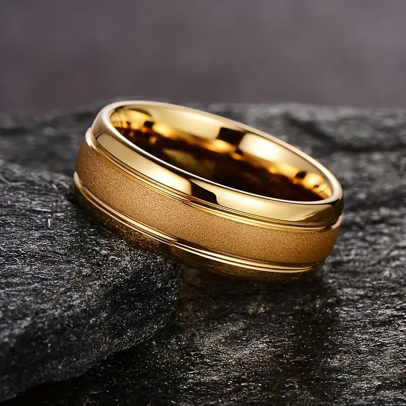 

1 Elegant 8mm Men's Golden Stainless Steel Ring - Comfortable Fit, Stylish Groom's Durable Wedding Ring