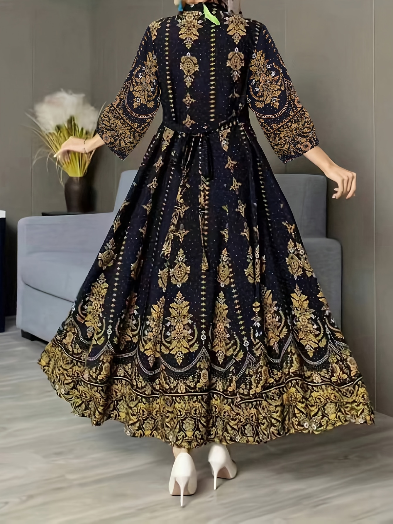 black and gold embroidered maxi dress Embroidered satin maxi dress with voluminous drapery 38 (FR) / Black/Gold