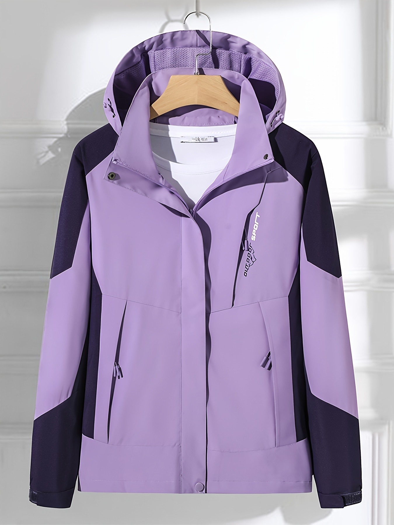 3 in 1 jacket sold on Temu Canada
