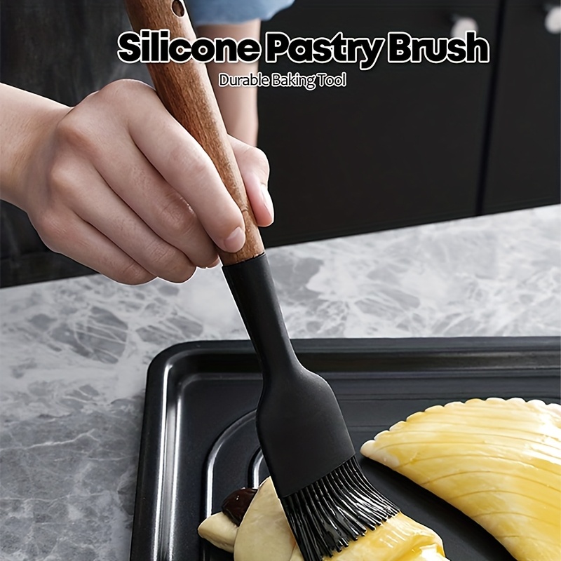 Heat-Resistant Silicone Baking & Grilling Brush with Wood Handle & Hang Hole - Non-Stick Pastry Brush Suitable for Butter, Oil, Sauces - Ideal for Pancakes, Waffles, Cakes, BBQ,, Grill - Cooking Brush (Heatproof)
