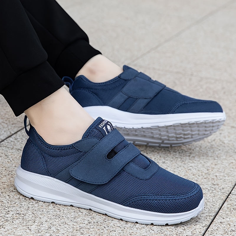 Men's Breathable Wide Width Sneakers with Adjustable Closure