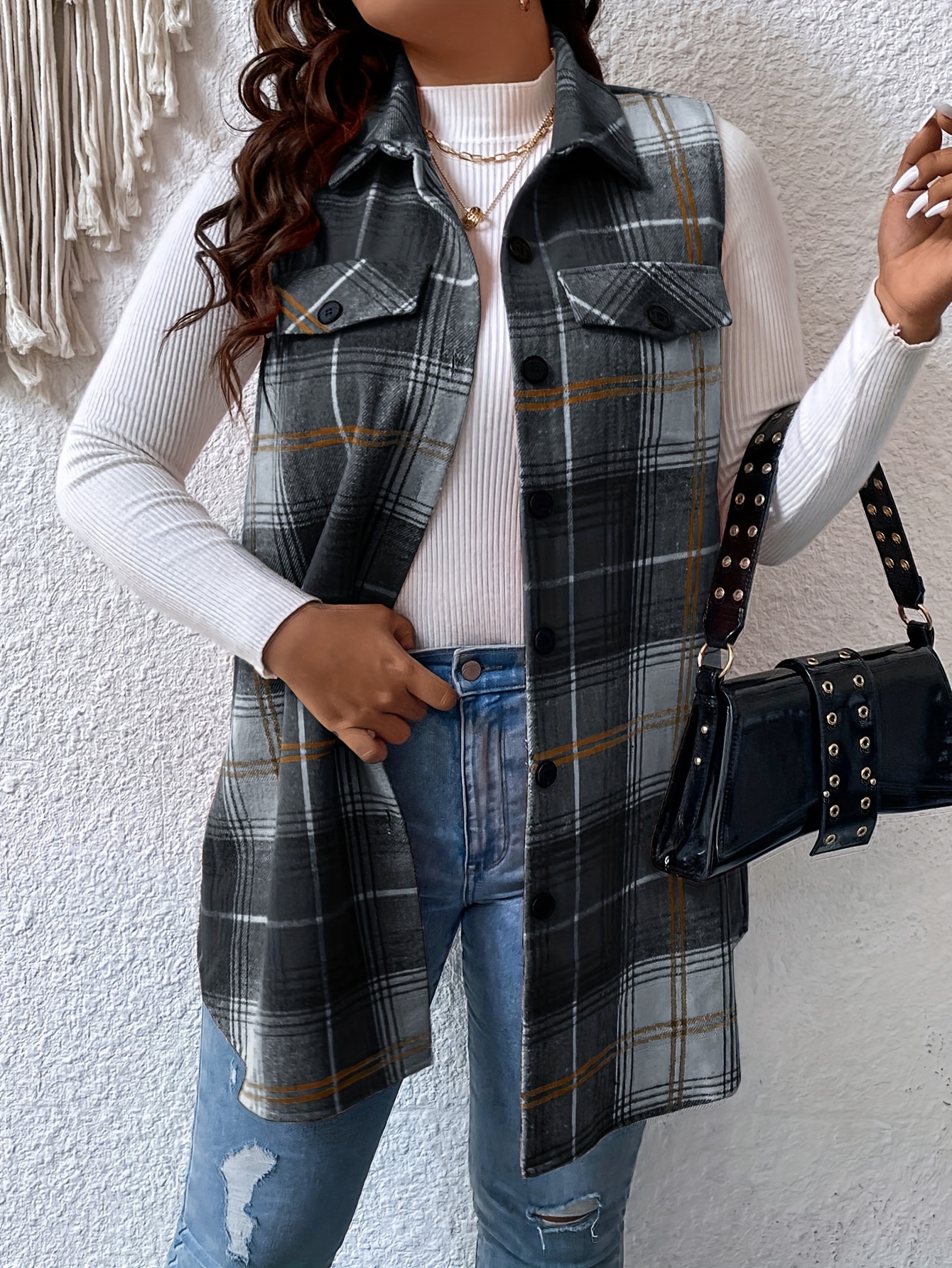 Plus Size Plaid Pattern Button Front Vest, Casual Sleeveless Flap Detail Gilet Jacket For Fall & Spring, Women's Plus Size Clothing
