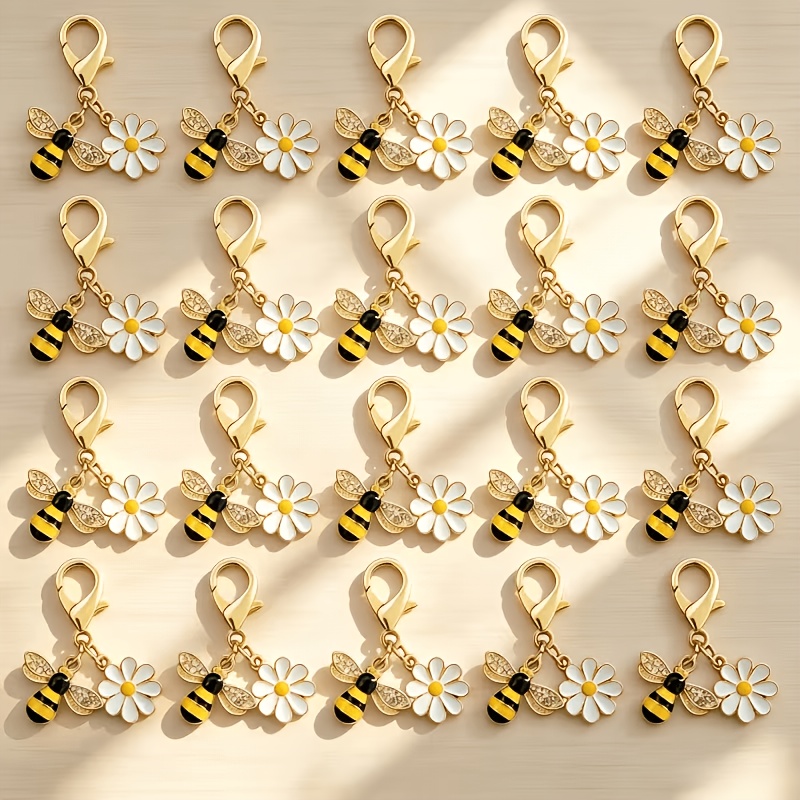 TEMU 20pcs Daisy Bee Pendant Keychain, Cute Women's Bag Charm, Fashionable Accessory, Elegant Charm Keychain, High-quality Decorative Keychain,