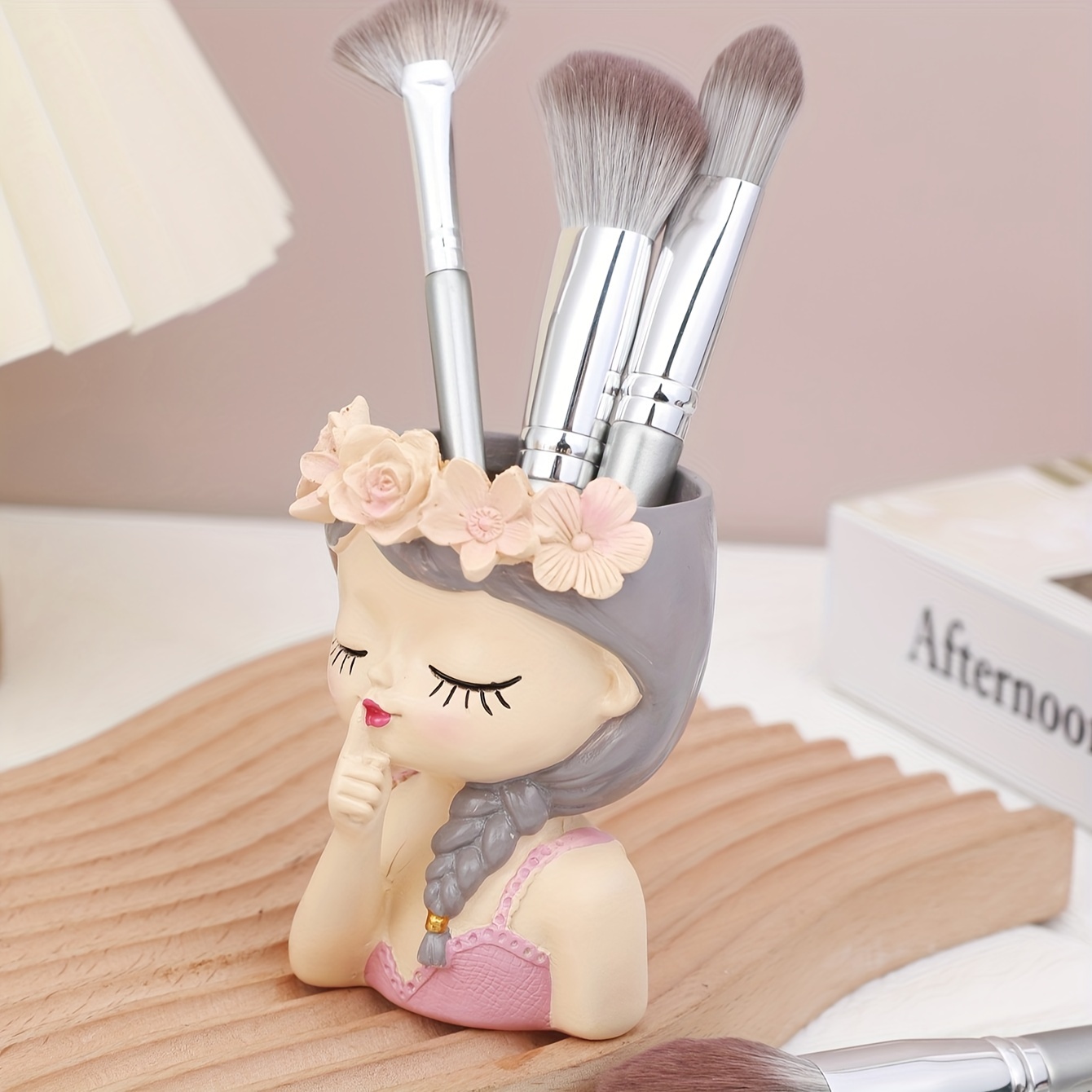 1pc   design rotating makeup brush holder dustproof cylinder storage for eyebrow pencils and brushes ideal for dressing table can   be used as pen holder or vase makeup brush storage eye brow pencil Product details 8