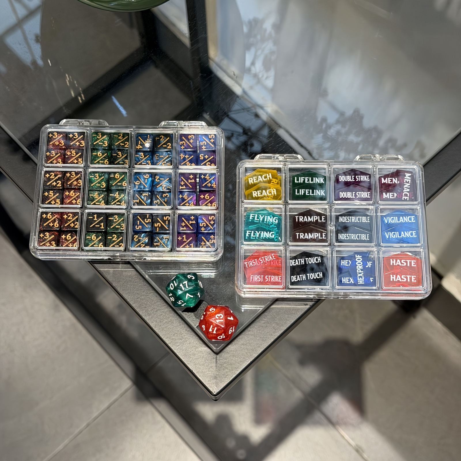 E-shop 110-teiliges 12-mm/0,47-Zoll M-Zählstein-Set +1/-1 Würfel & Schlüsselwort-Zählmarken & für M, D&D, TCG, Tabletop-Rollenspiel-Kartenspiel-Zubehör