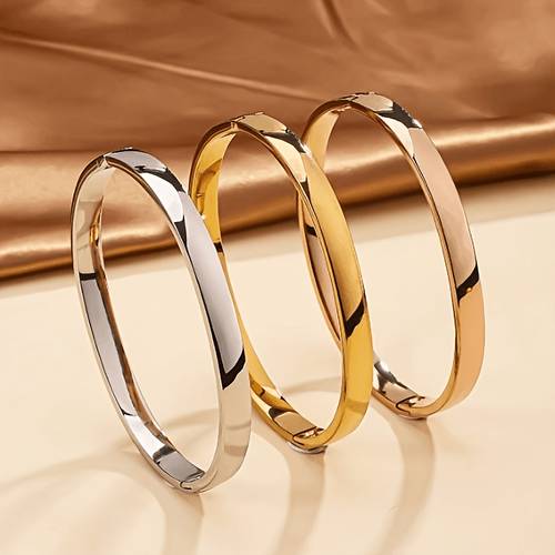 three piece light luxury stainless steel womens fashion bracelet anti allergy and does not fade womens jewelry set stackable bracelet set fashionable couple bracelet classic versatile jewelry additions