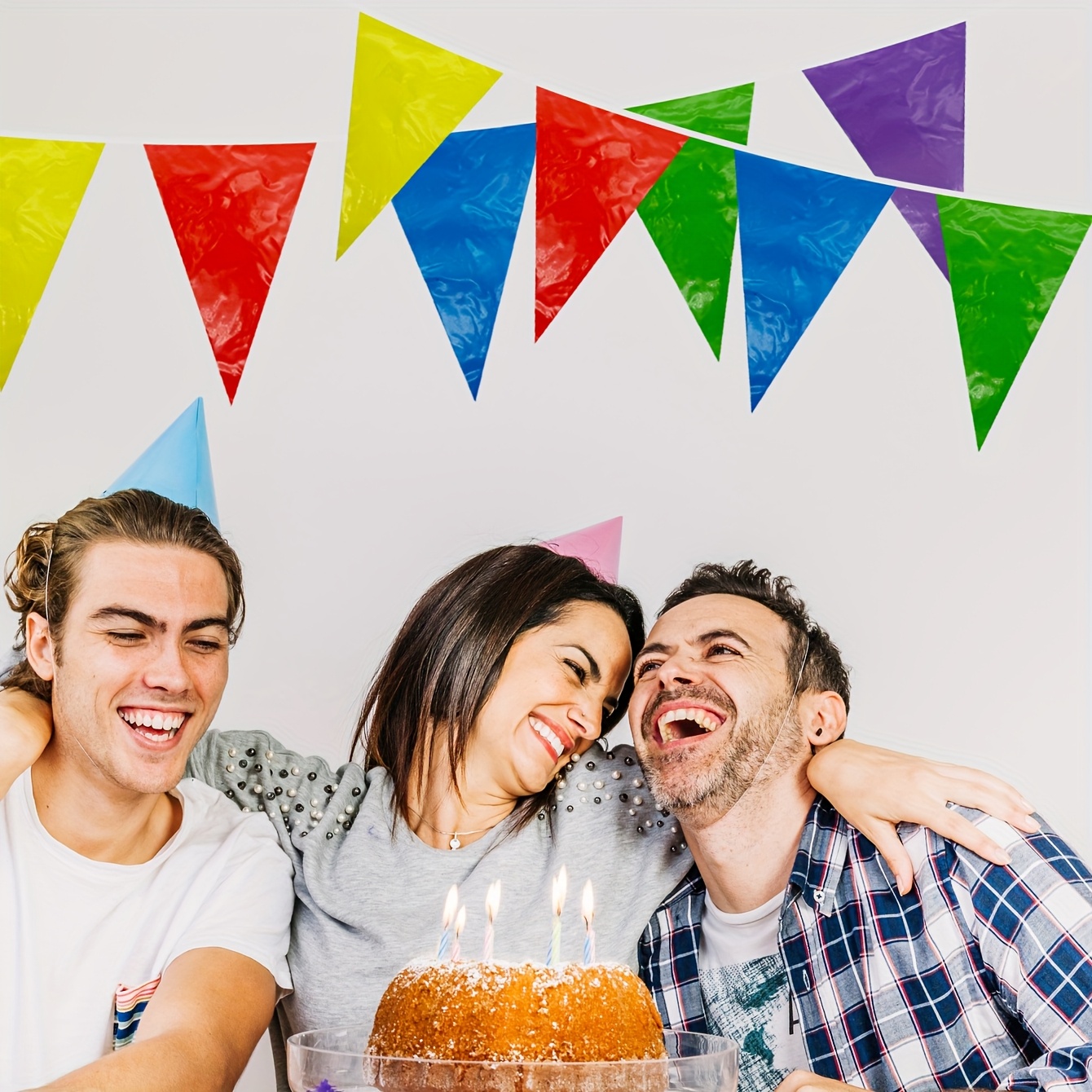 

1 ensemble de drapeaux de bannière de fanion colorés, bannières multicolores de 33 pieds, fournitures de décorations de carnaval pour les décorations de fête d'anniversaire et de magasins