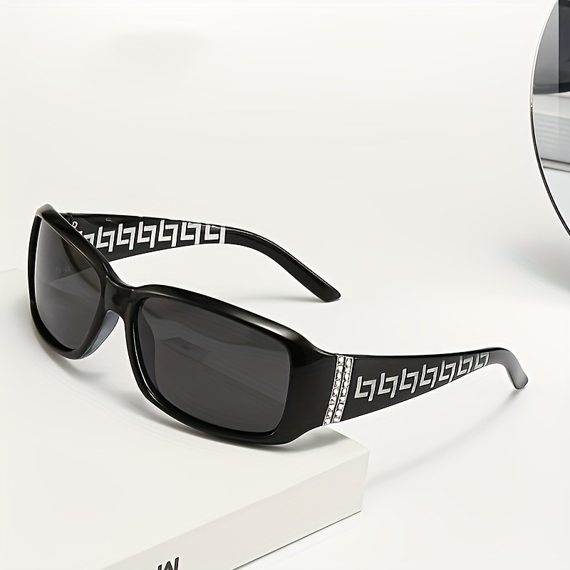 

Polarized Wrap Around Fashion Glasses For Women Luxury Retro Fashion Sun Shades For Driving Beach Travel