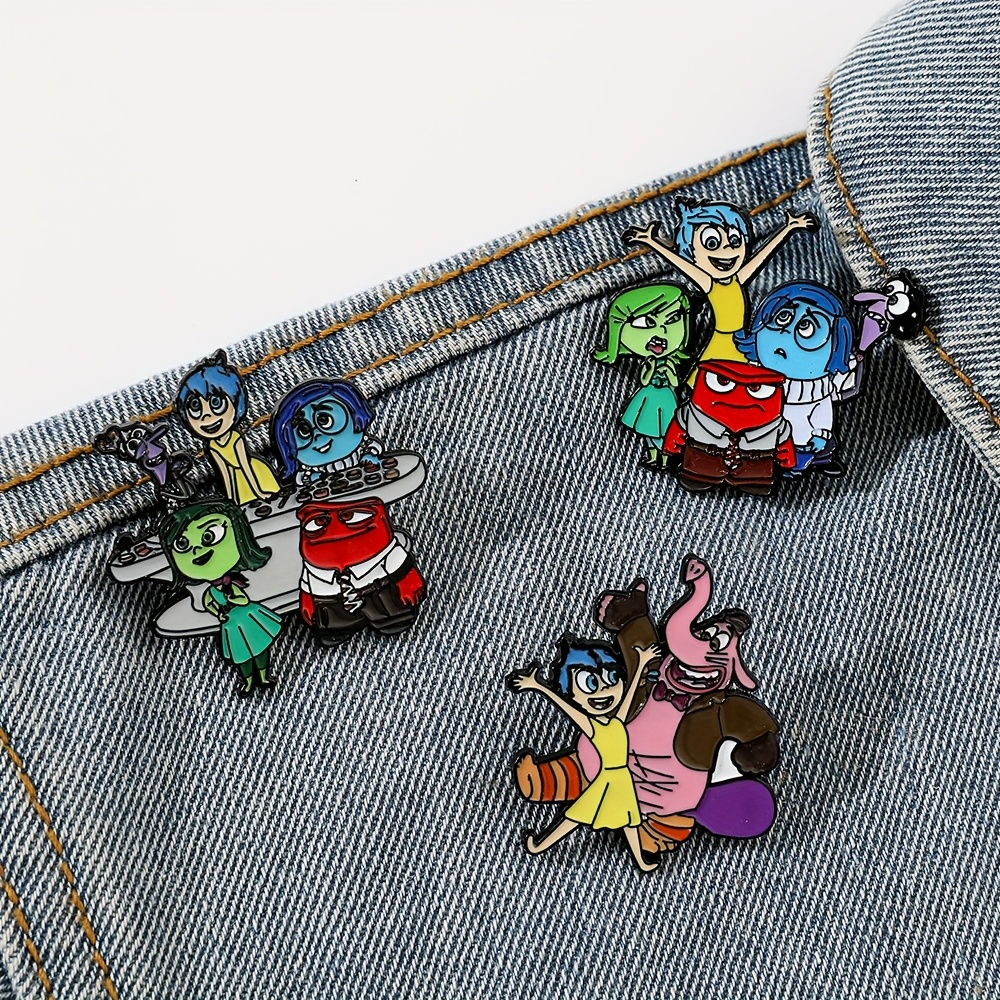 

Set Of 3 Cartoon-themed Brooches For, Featuring Quirky Enamel Pins And Metal Badges, Decorating Backpacks And Clothing, Ideal As Festive Gifts.