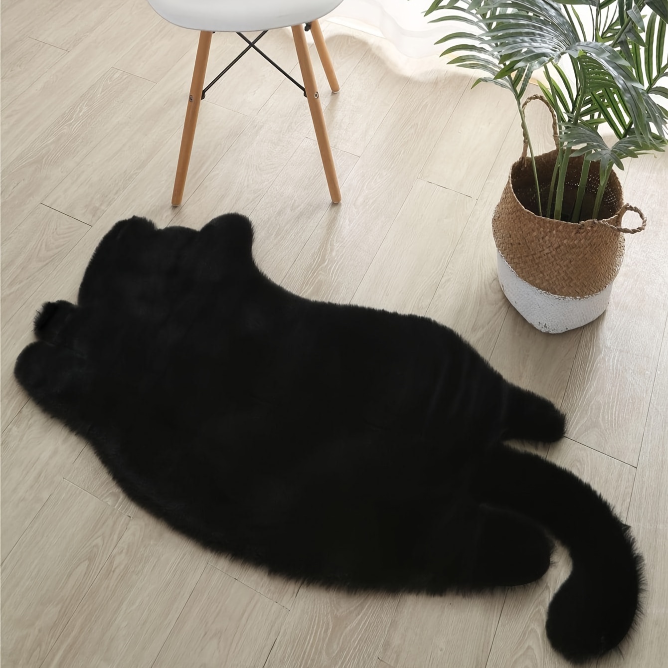 1pc Faux Rabbit Short Plush Cat-shaped Mat, Living Room Bedroom Decorative Rug, Soft, Fluffy, Non-slip, Foldable, Washable Home Carpet, Suitable For Living Room, Bedroom, Study, Bay Window And