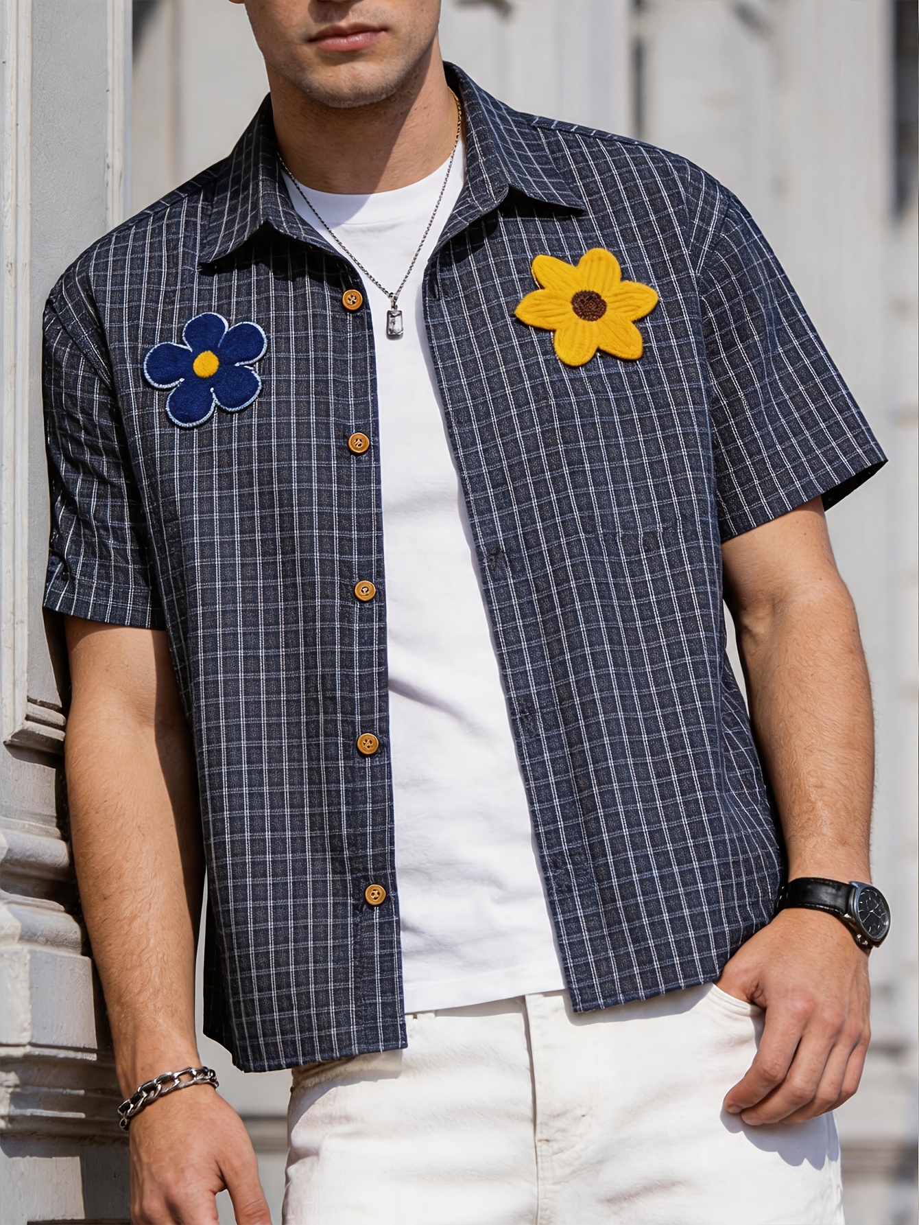 Fashionable Plaid Design Short-Sleeve Cropped Shirt for Summer