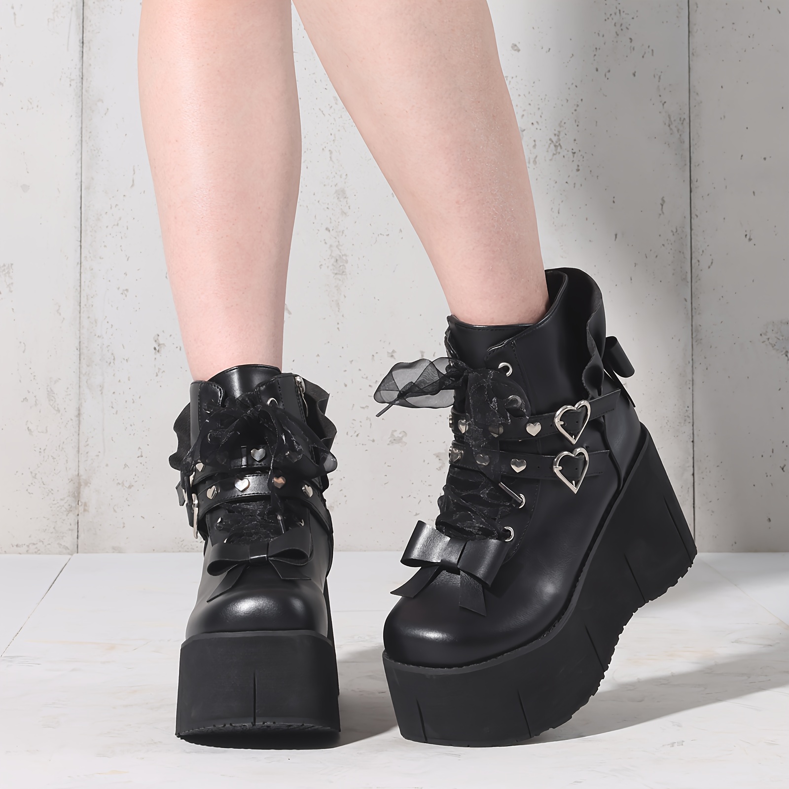 

Women's Punk Style Wedge Ankle Boots, Goth-inspired Platform , Heart Buckle Zipper Closure Motorcycle Boots
