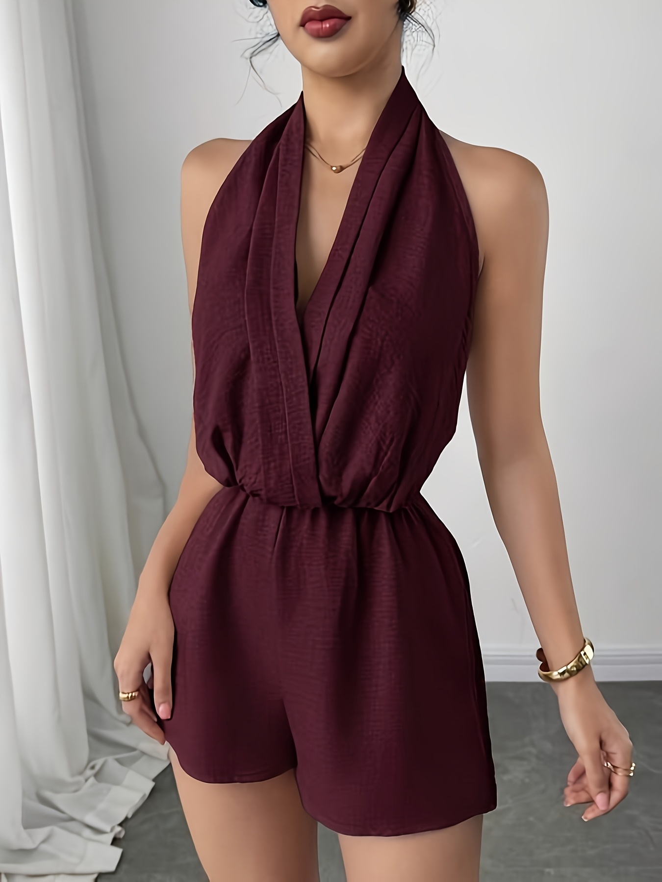 Un mono elegante y sofisticado para mujer con un diseño romántico de espalda descubierta, perfecto para fiestas, vacaciones, citas, bodas y cumpleaños. "Estilo Dirigente" - Imagen 3