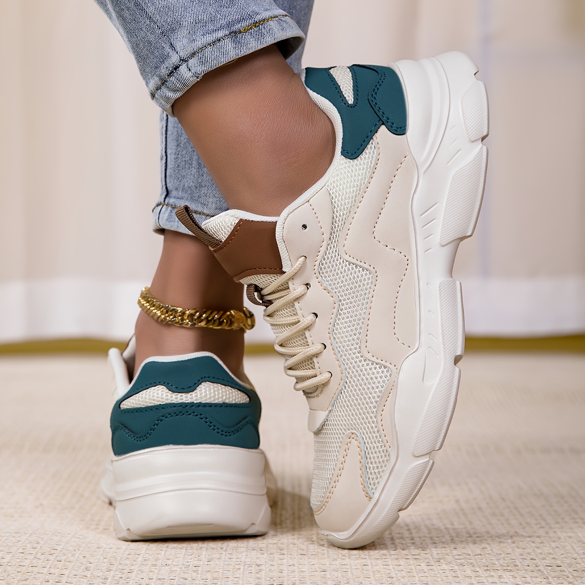 Fashionable Womens Sports Casual Shoes Comfortable