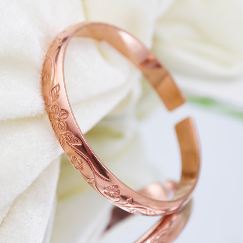 E-shop 1 Stück Lila Kupfer Damenarmband, geeignet für den täglichen Gebrauch und Partygeschenke, perfekte Schmuckgeschenke für Frauen, Damenbekleidung,
