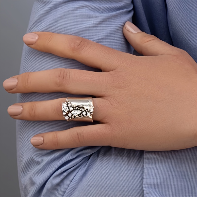 

Vintage-inspired Openwork Zirconia Statement Ring - Alloy No-plating, Gift-ready Jewelry For Parties And All Seasons