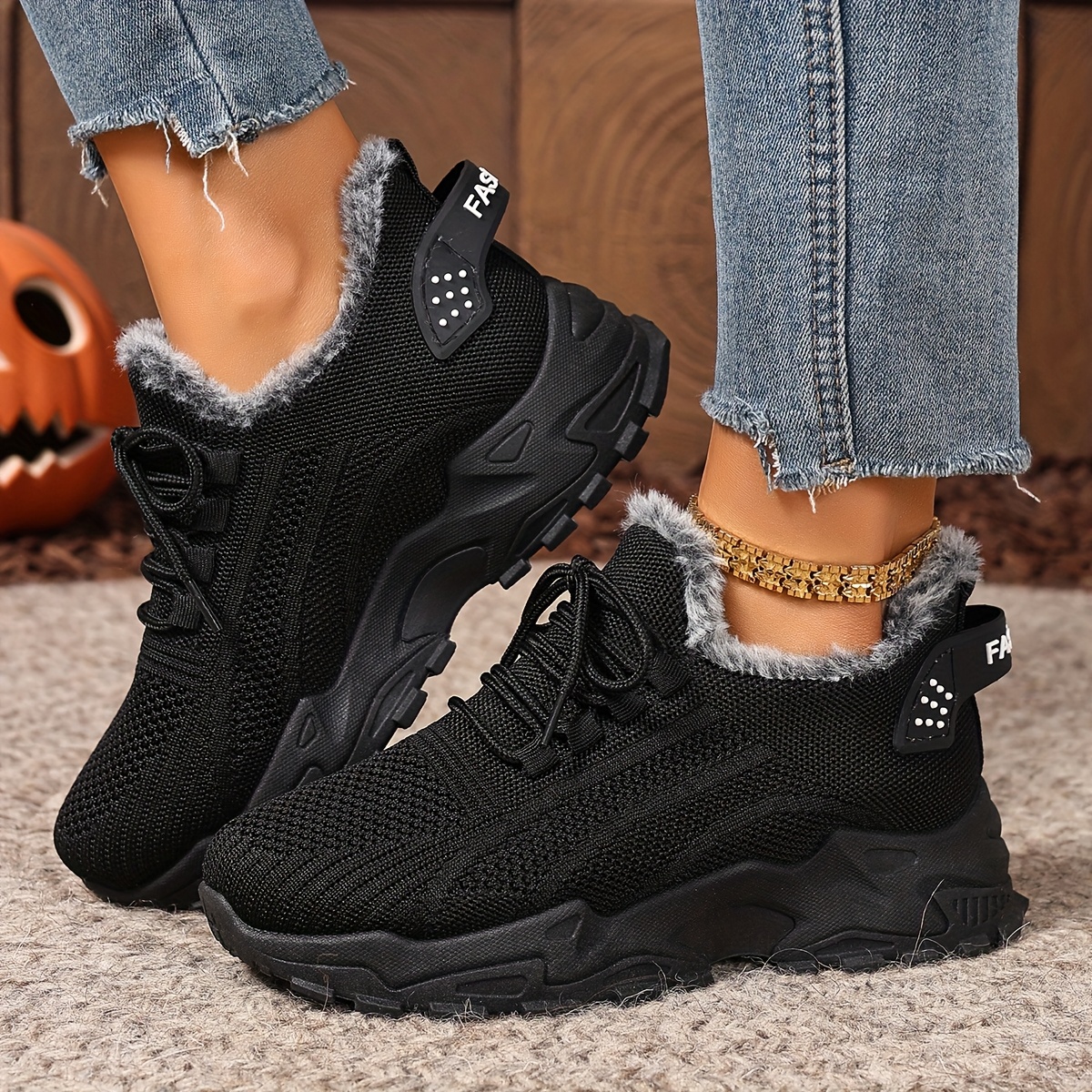 Image of Zosivc Women's Plus Size Winter Warm Fleece Sneakers - Full Grip Traction Pattern, Non-slip Sole, Color Options, Suitable For Cold Weather, Outdoor Walking (wide Version ), Women's Winter Sports Shoes