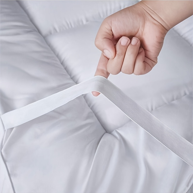 10cm Extra-thick Mattress Topper for Double Beds, Ultra-soft with Box-stitched Design for Cloud-like Comfort. Breathable and Hypoallergenic, Includes Elastic Corner Straps for Secure Fastening