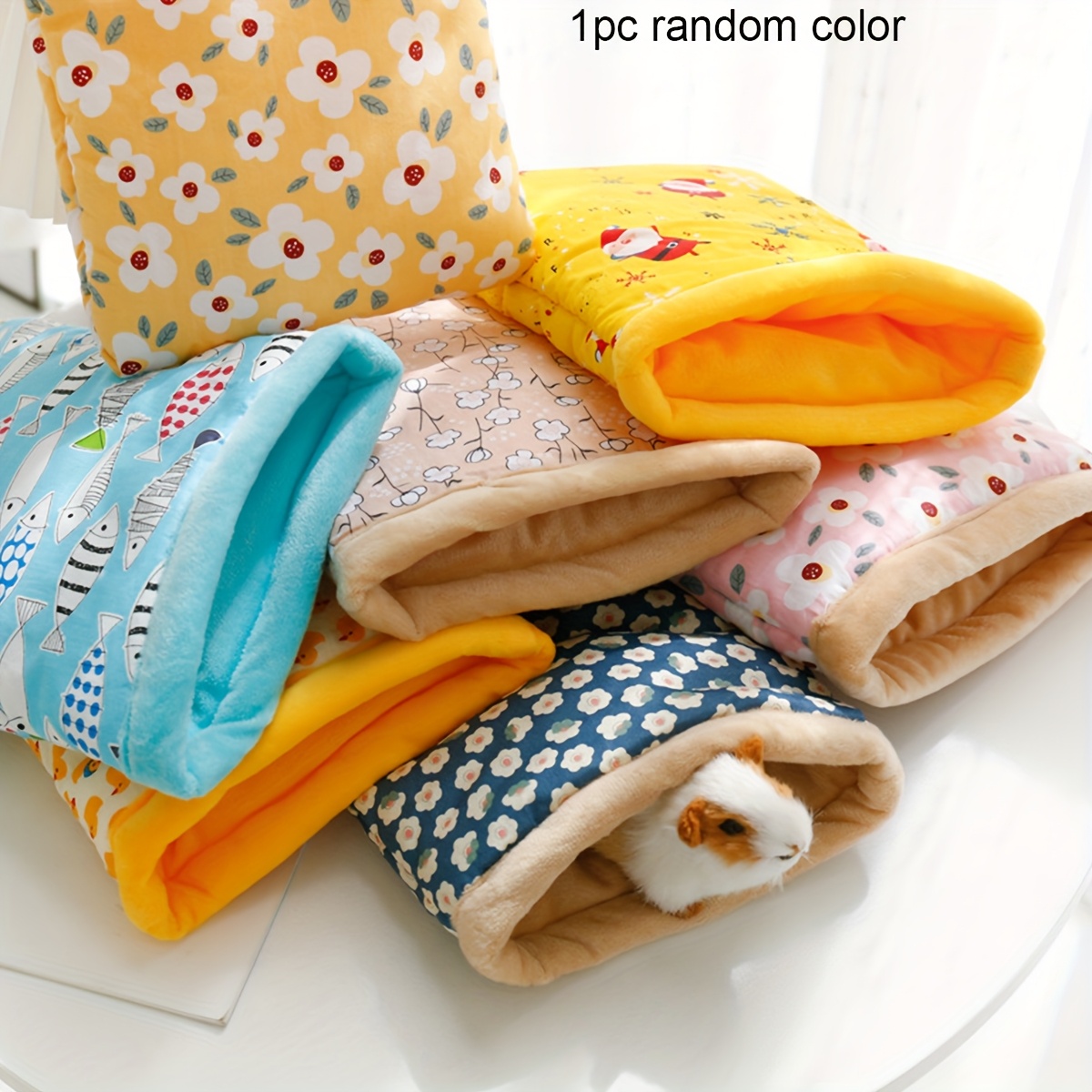 1 Small Pet Sleeping Bag, Warm And -lined, Color Random