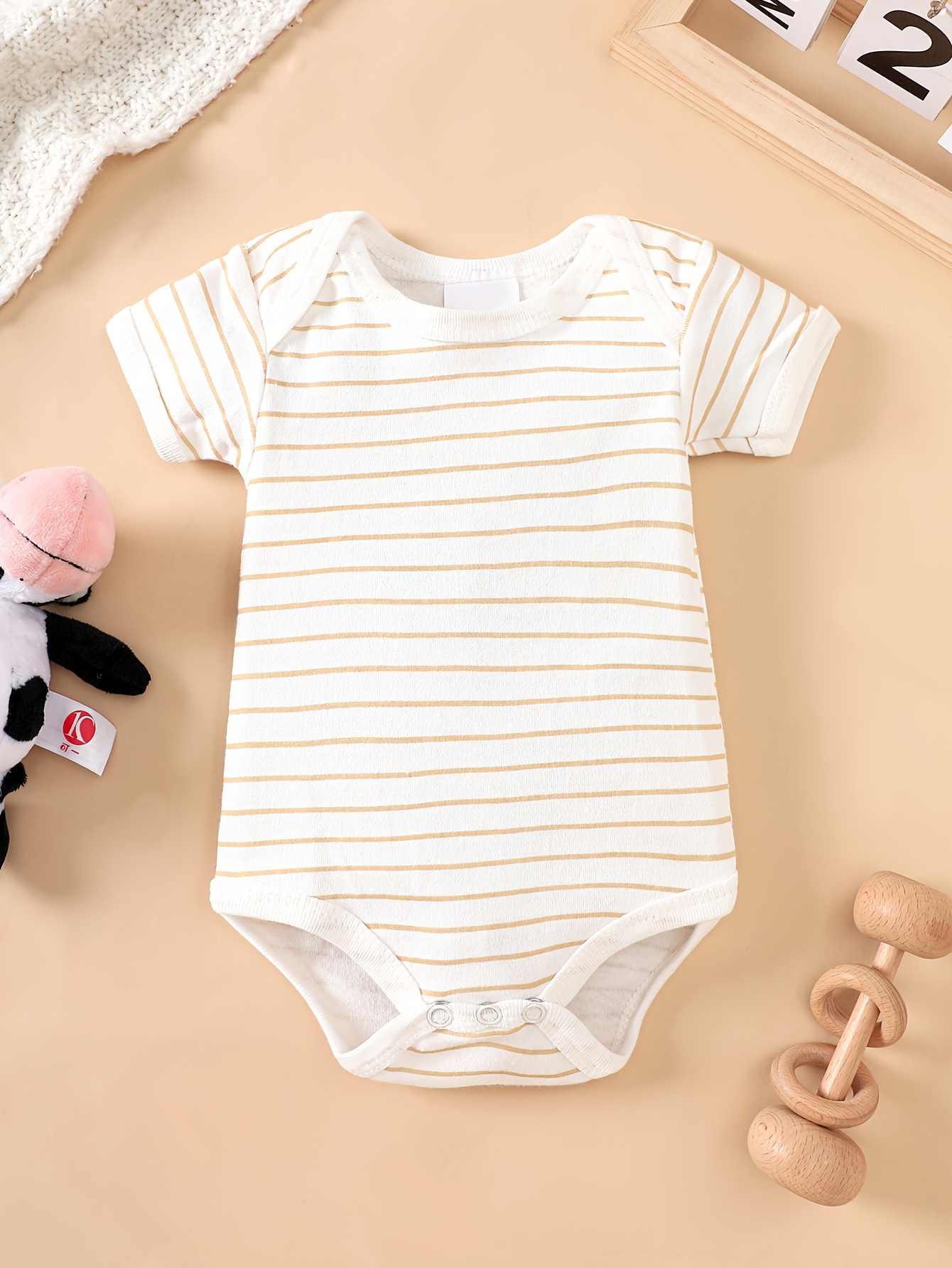 8pcs Newborn Baby Set with Hat and Bib, Cartoon Pattern