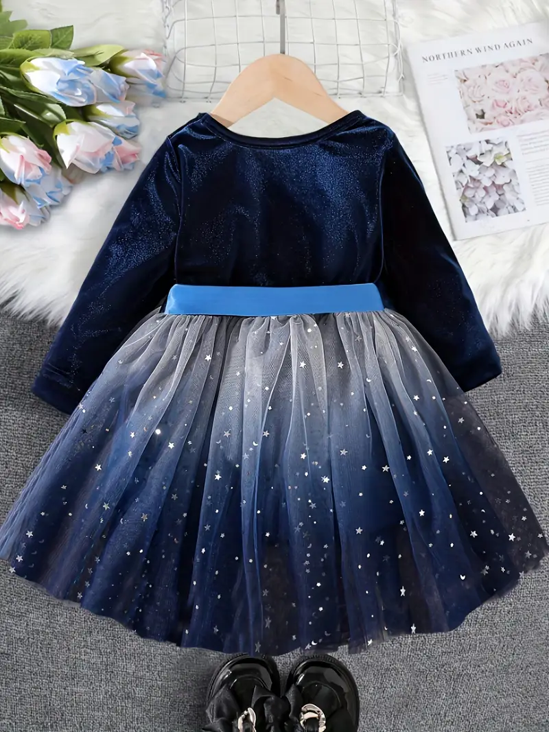 Girls' Spring/Summer Fashion Elegant Princess Dress - Velvet Blue Long Sleeve Gradient Moon Star Sequin Mesh Dress with * Comfortable Fabric, Puffy Tulle Design, Suitable for Birthday Parties, ... Girls' Spring/Summer Fashion Elegant Princess Dress - Velvet Blue Long Sleeve Gradient Moon Star Sequin Mesh Dress with * Comfortable Fabric, Puffy Tulle Design, Suitable for Birthday Parties, ...