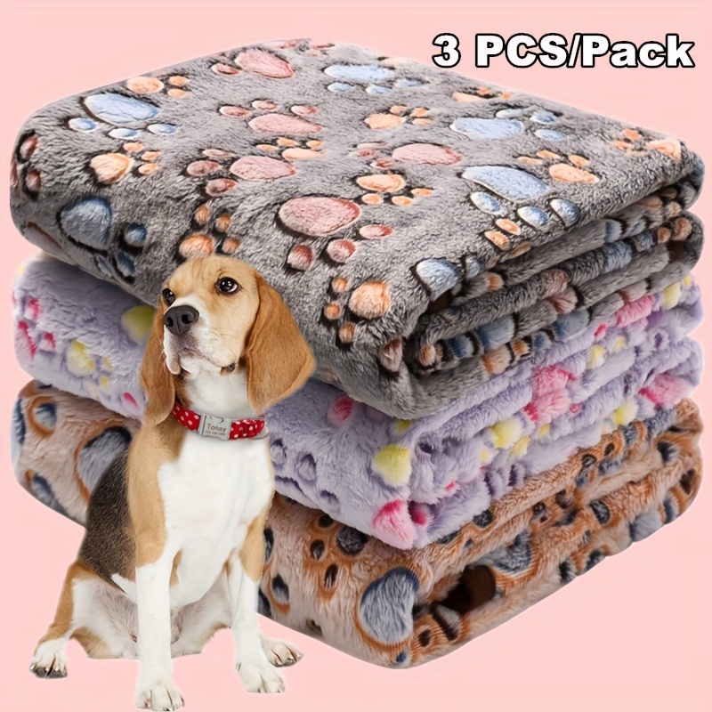 TEMU 3 Pieces Per Package Pet Blanket Mixed Color Dog Paws Blanket Flannel Paw Print Warm Outdoor Use