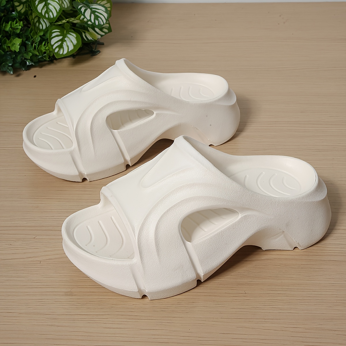 womens thick sole eva sandals with arch support comfortable lightweight and slip resistant beach slippers for indoor and outdoor     Product details 1