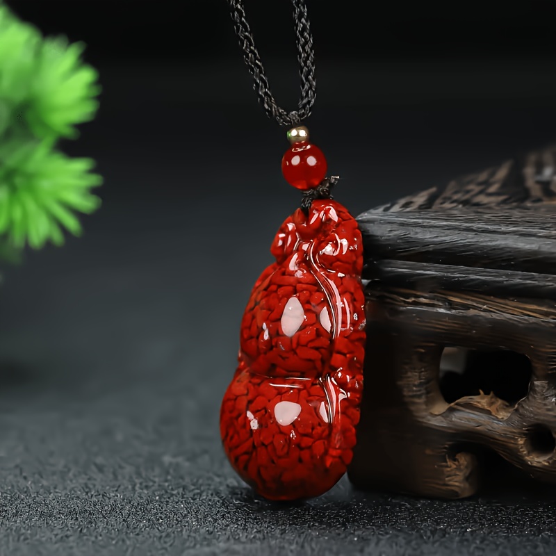 Unisex Elegant Vermilion Hilt Pendant Necklace