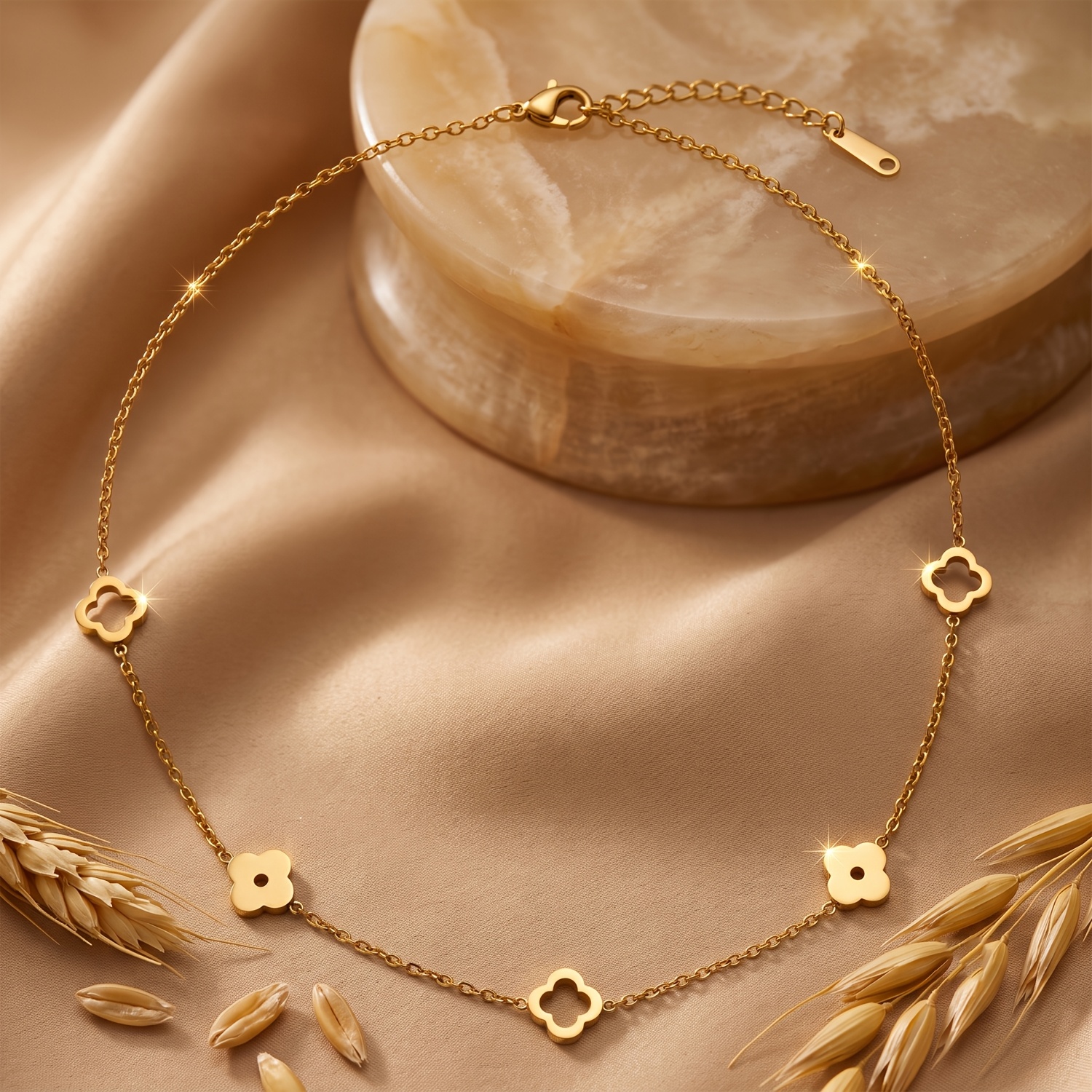 Unisex Four-Leaf Clover Necklace, 18K Gold Plated