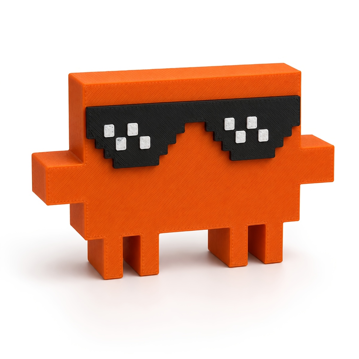 TEMU Statuetta Ragazzo Chuunibyou con Occhiali Serie Mascotte Kekke di Code, Stampa 3D Stile Pixel , Decorazione Creativa di Tendenza per Scrivania,