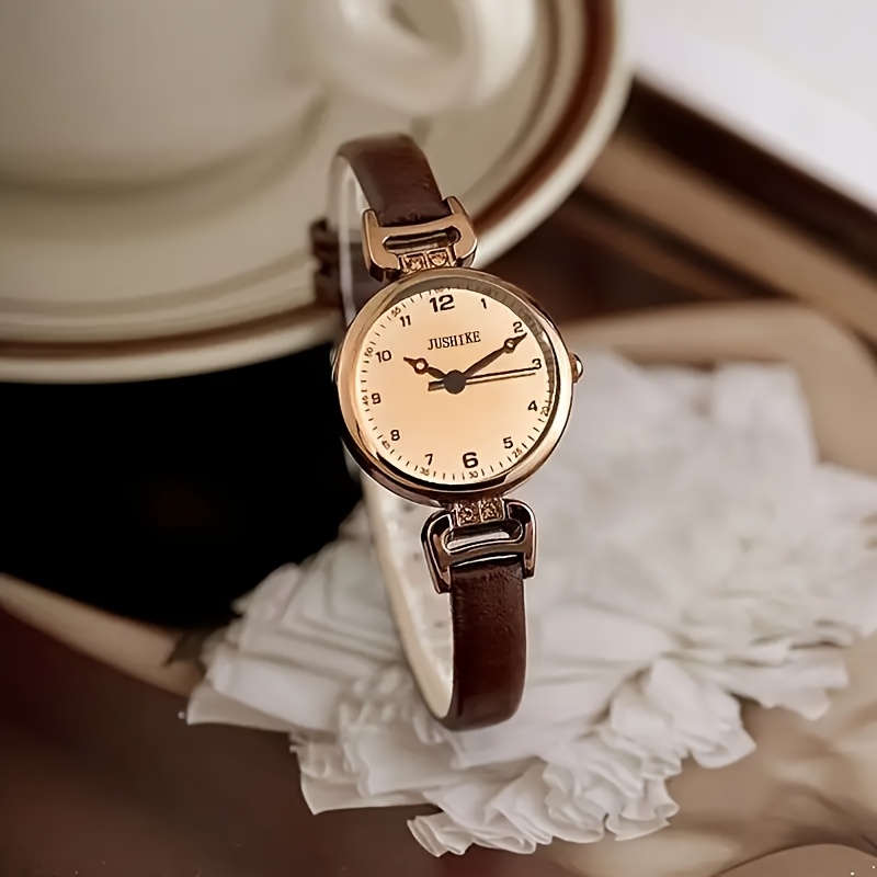 Elegant Vintage Women'S Quartz Watch with Brown Faux Leather Strap, Golden-Tone Alloy Case, Arabic Numerals, and Minimalist Design - Perfect for Casual Attire, Casual Watch|Elegant Timepiece|Goldtone Case, Watch Accessories