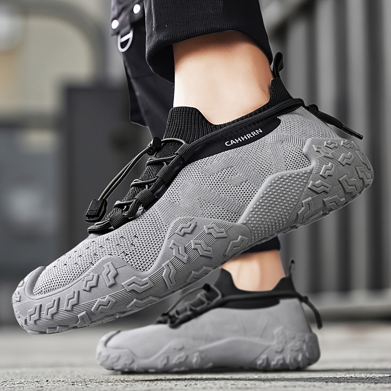 Sneakers, New Summer Men's Breathable Knit Mesh Sock Shoes, Outdoor Sports Hiking Running Shoes, Thick-Soled Wear-Resistant Sneakers for Daily Commuting, Low-Top Trendy Sports Shoes